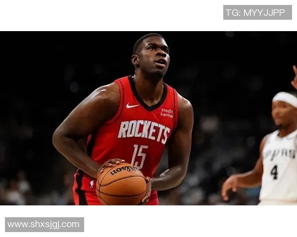 火箭小将已渐渐蜕变！三分球47.9%补偿防卫缺点 真有望提上首发